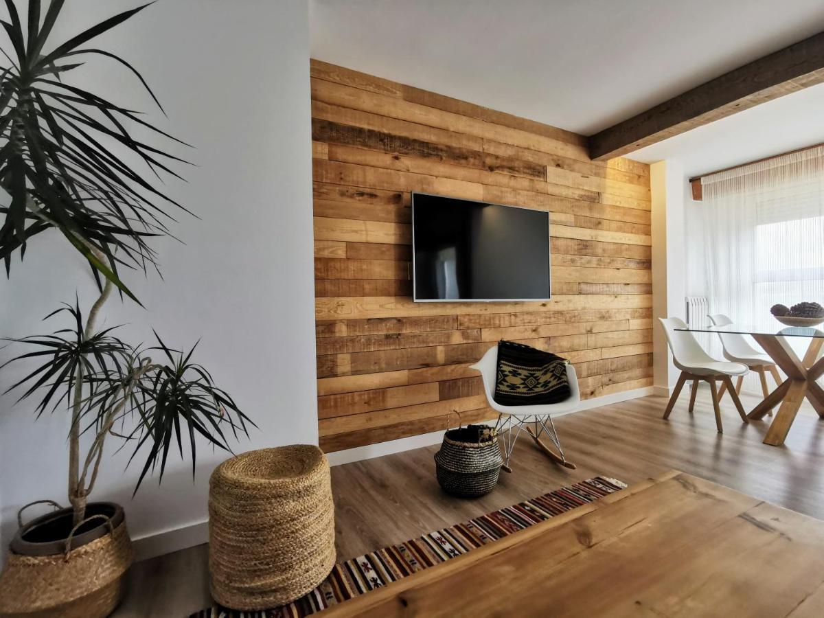 Oroel Apartment Jaca Ngoại thất bức ảnh
