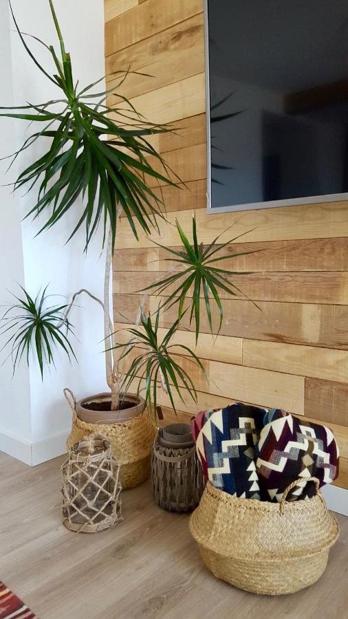 Oroel Apartment Jaca Ngoại thất bức ảnh