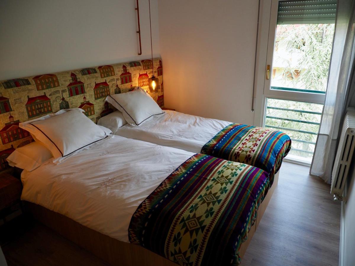 Oroel Apartment Jaca Ngoại thất bức ảnh